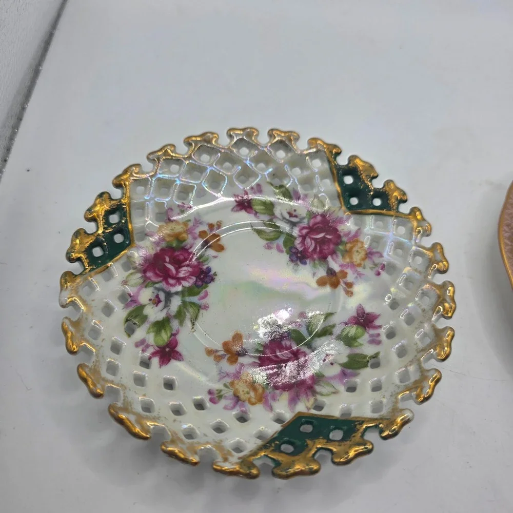 Napco China SD179 & Queen Anne Bone China Floral Plates Gold Trim Lot of 2